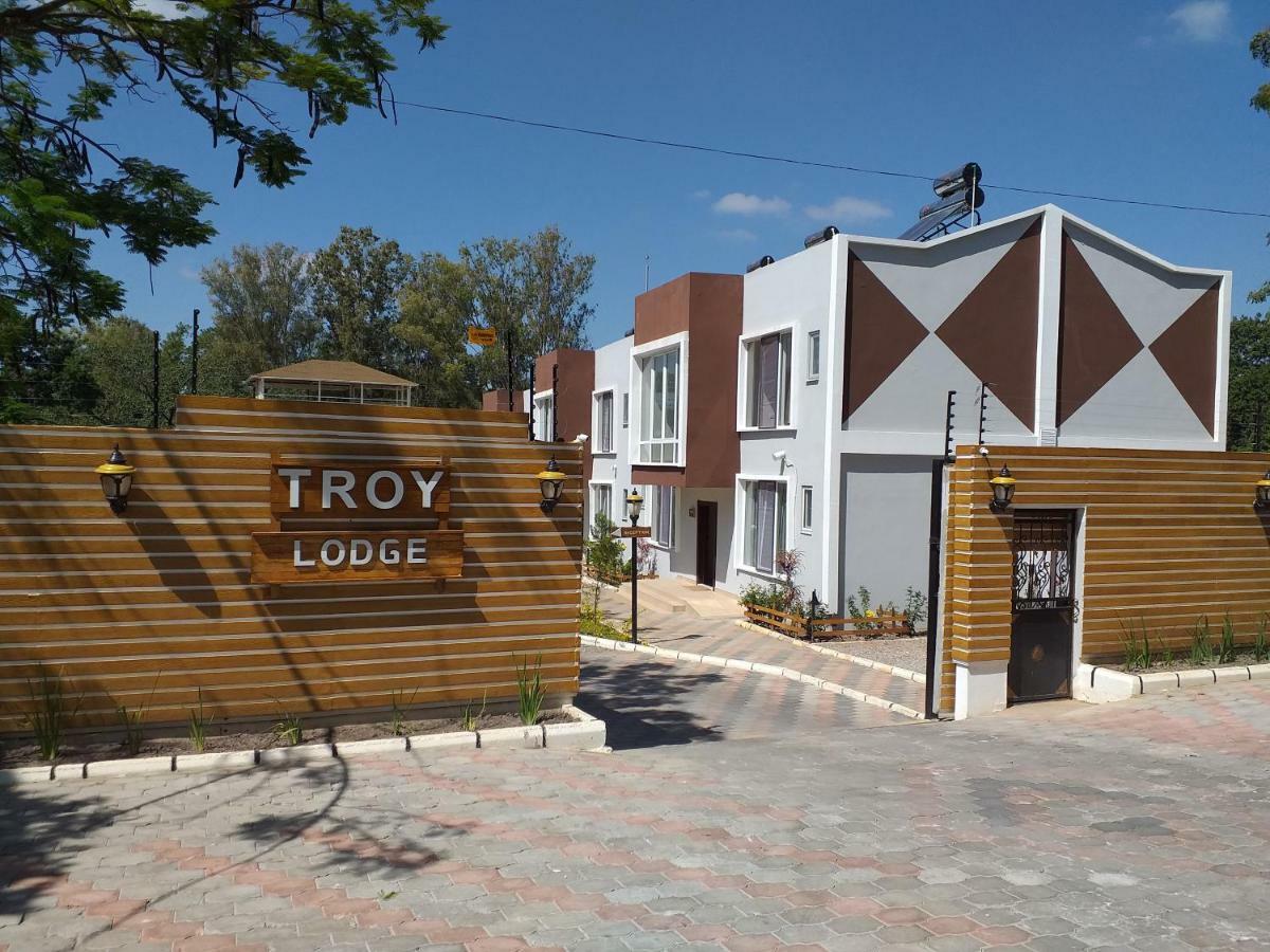 Troy Lodge Lusaka Eksteriør bilde